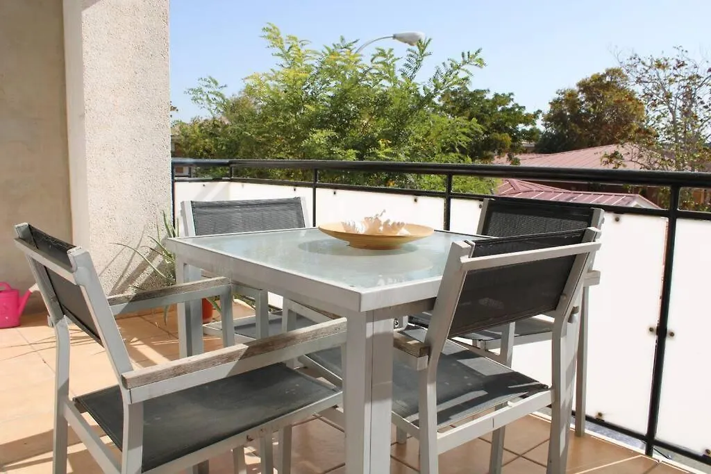 Apartamento Centro De Ayamonte. Junto Al Rio Guadiana Y Nuevo Puerto Deportivo.  Ayamonte