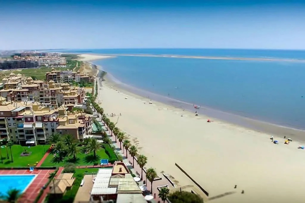 Apartamento Centro De Ayamonte. Junto Al Rio Guadiana Y Nuevo Puerto Deportivo.  Ayamonte